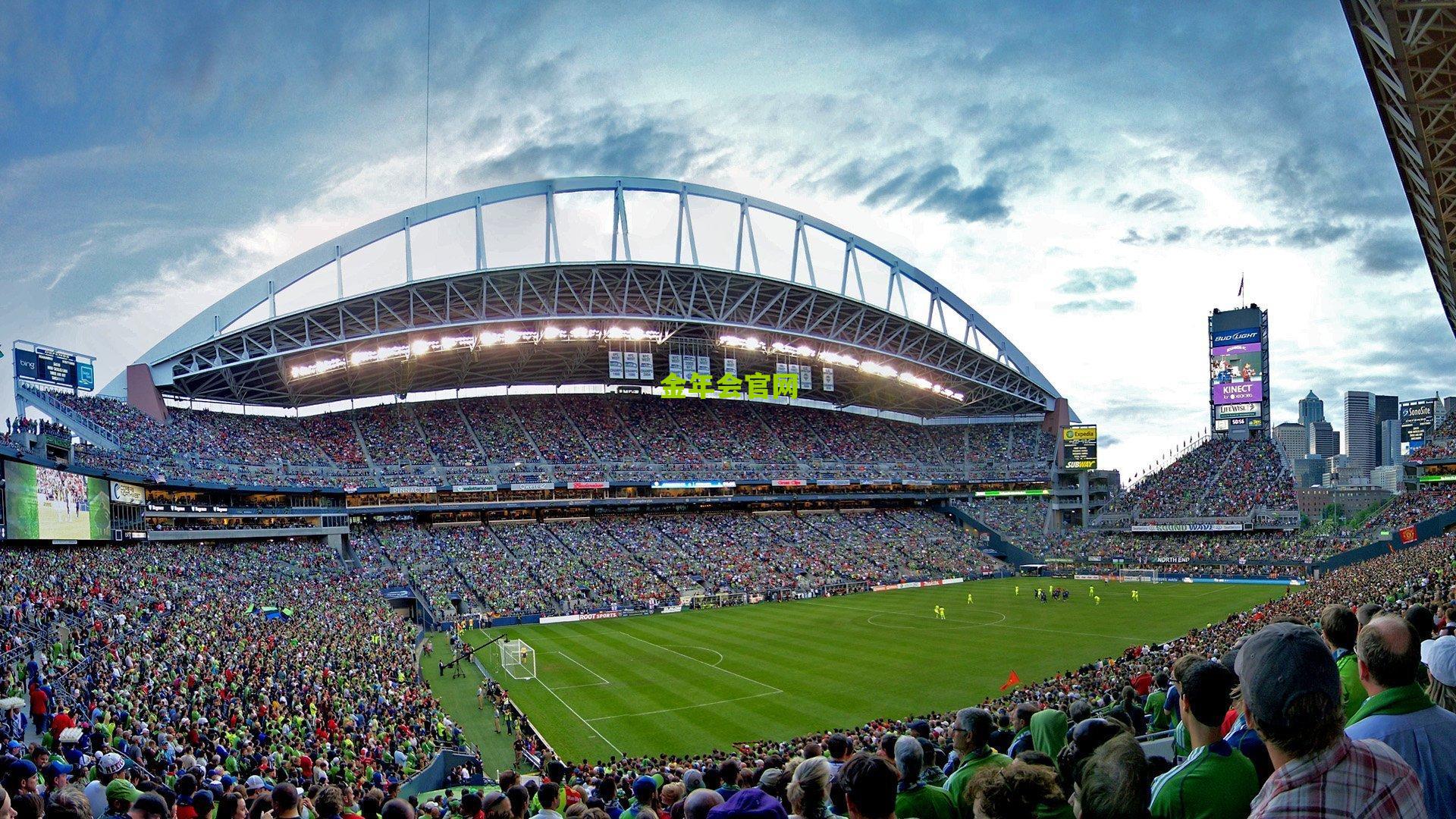 乔布携贝林厄姆女友亮相伯纳乌看台 球迷笑称来和哥哥学习技术？